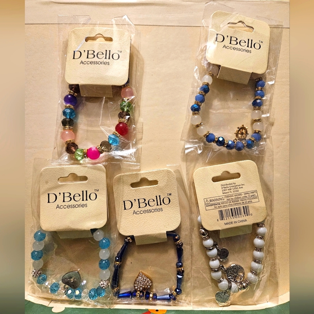 D'Bello Accessories Beaded Charm bracelet bundle includes 5 pieces NEW